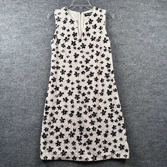 Karl Lagerfeld Paris Dresses & Skirts - Karl Lagerfeld Paris Womens White Black Flocked Floral Lace Shift Dress Size 4